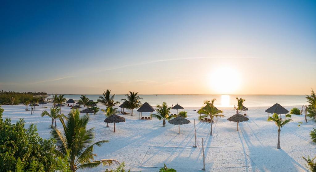 Konokono And Isaraya Luxury Overwater 5* Michamvi
